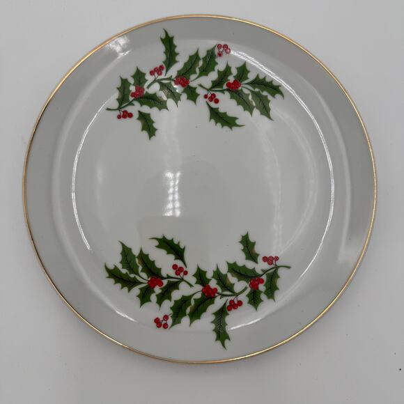 Vintage Salad Plates in Holly Leaf by Japan Set of 4 - Picture 2 of 7